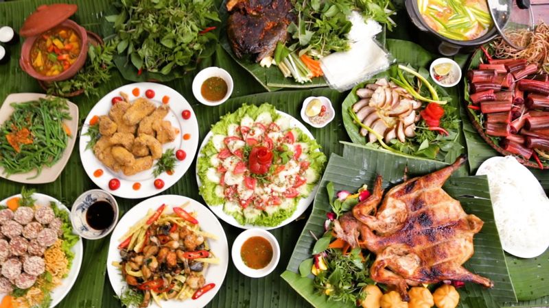 Giới thiệu chi tiết danh sách nhà hàng món Việt ngon, nổi tiếng nhất ở Hà  Nội. - Ẩm Thực Gà Ngon chi nhánh Thiên Đường Bảo Sơn